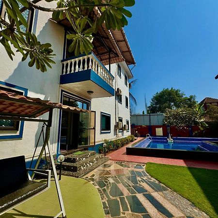 1Bhk Suites With Kitchen & Pool By Goaround Homes At 바가토르 외부 사진
